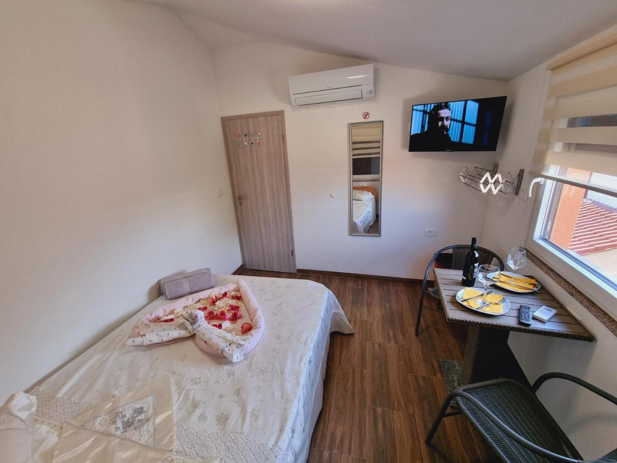 Hostel BellaVista Koper Buitenkant foto