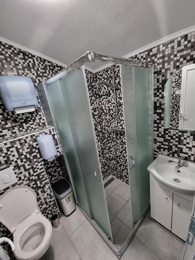 Hostel BellaVista Koper Buitenkant foto